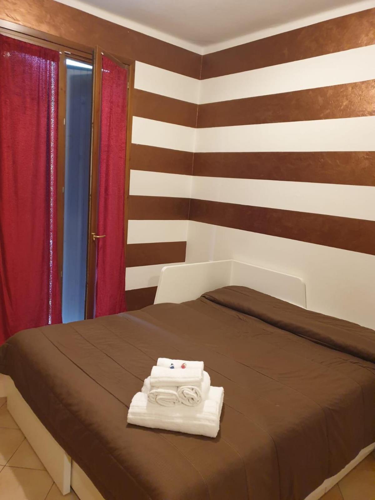 Salotto "900Strati" Hotel Bergamo Exterior foto